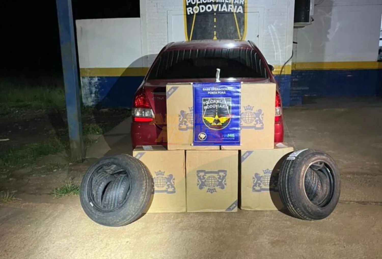 Cigarrillos y neumáticos de contrabando incautados en Ponta Porã